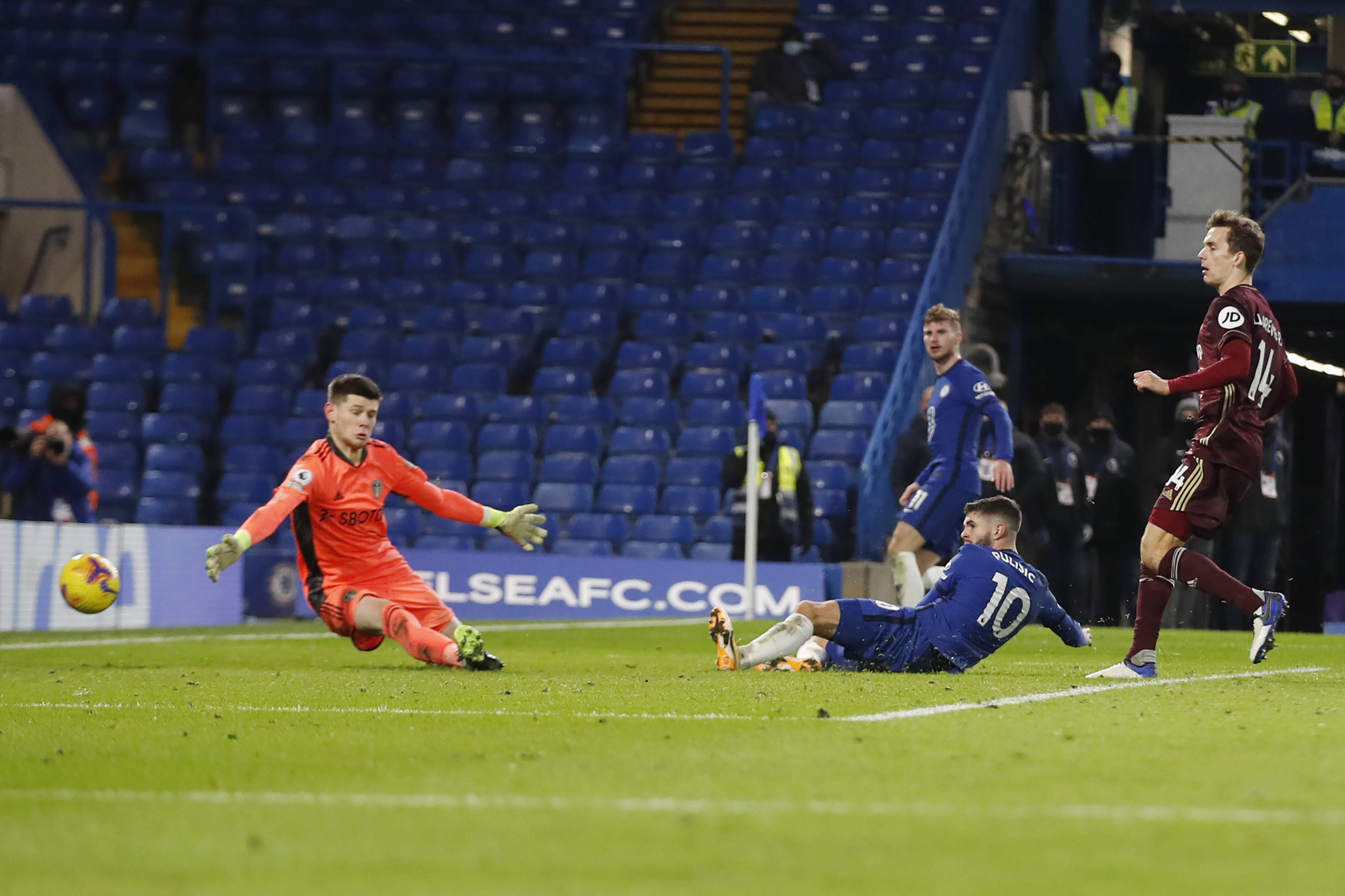 衣裙成为话 衣裙成为话